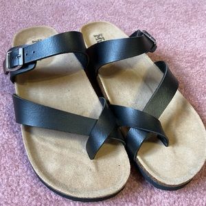 Black Cross-Strap Sandal